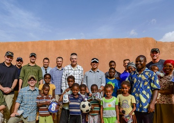 Nigerien Air Base 201 sharpens community ties