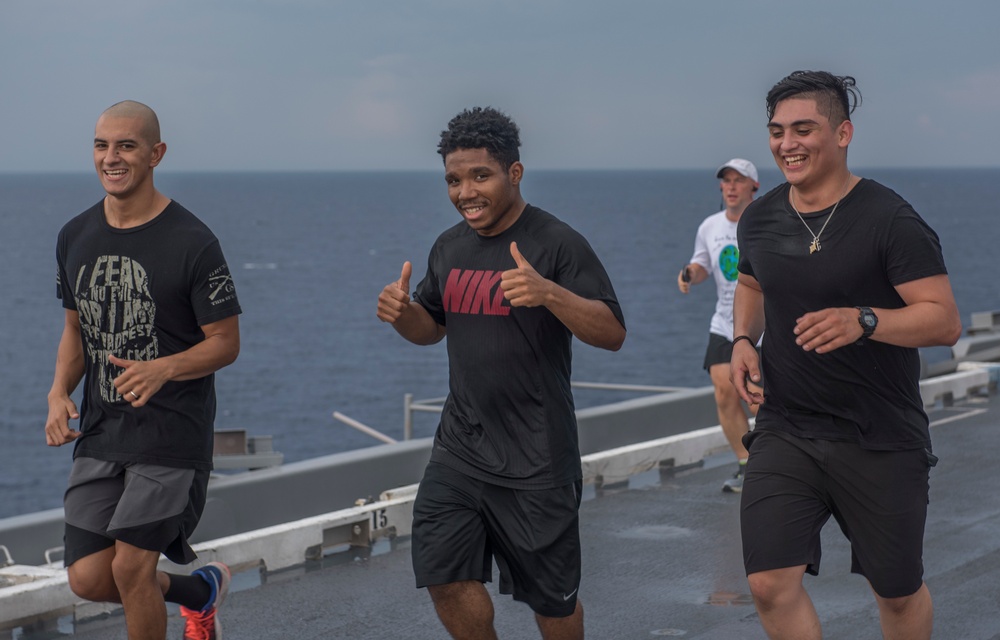 Sailors Run A 5K On The Flight Deck