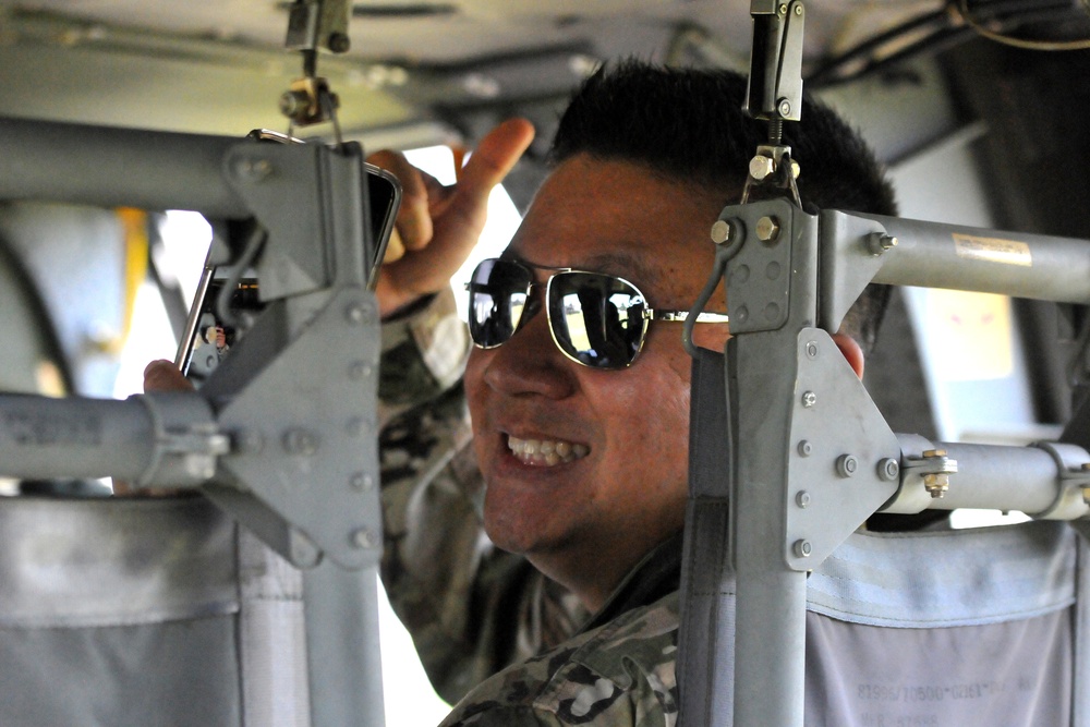 NJ National Guard Soldiers treated to helo flight