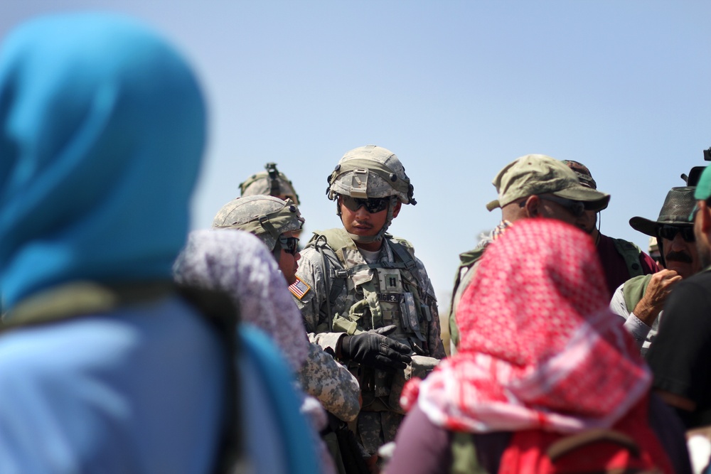 National Guard Soldiers perform riot control training