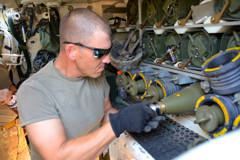 Soldiers Prepare for Live Fire Exercise During Operation Hickory Sting
