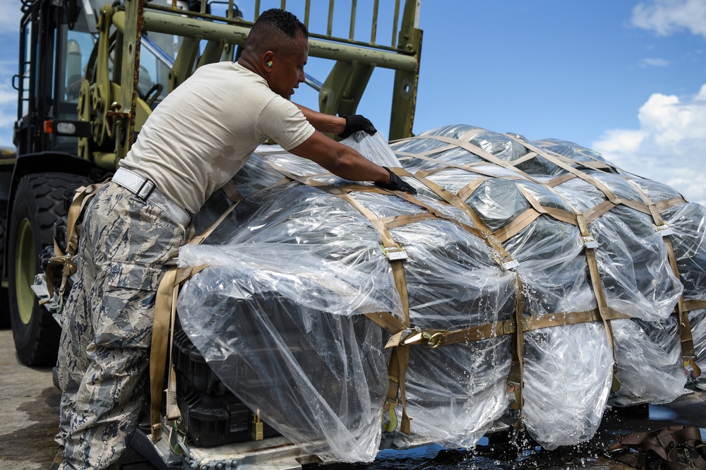Loadmasters prepare units to deploy