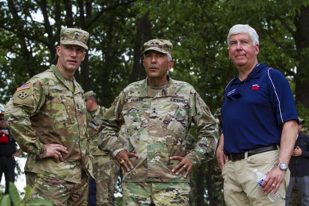Gov. Snyder and MG Vadnais give SMA Dailey a tour of Camp Grayling