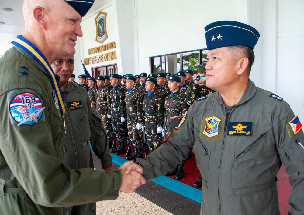 HIANG shares air defense expertise