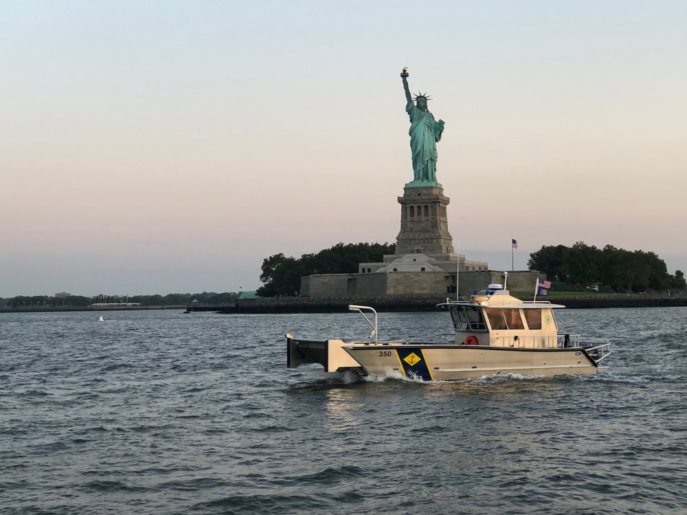 Naval Militia tests new boat