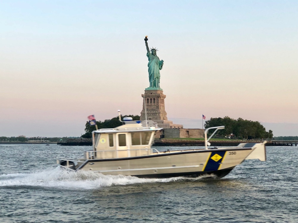 Naval Militia tests new boat