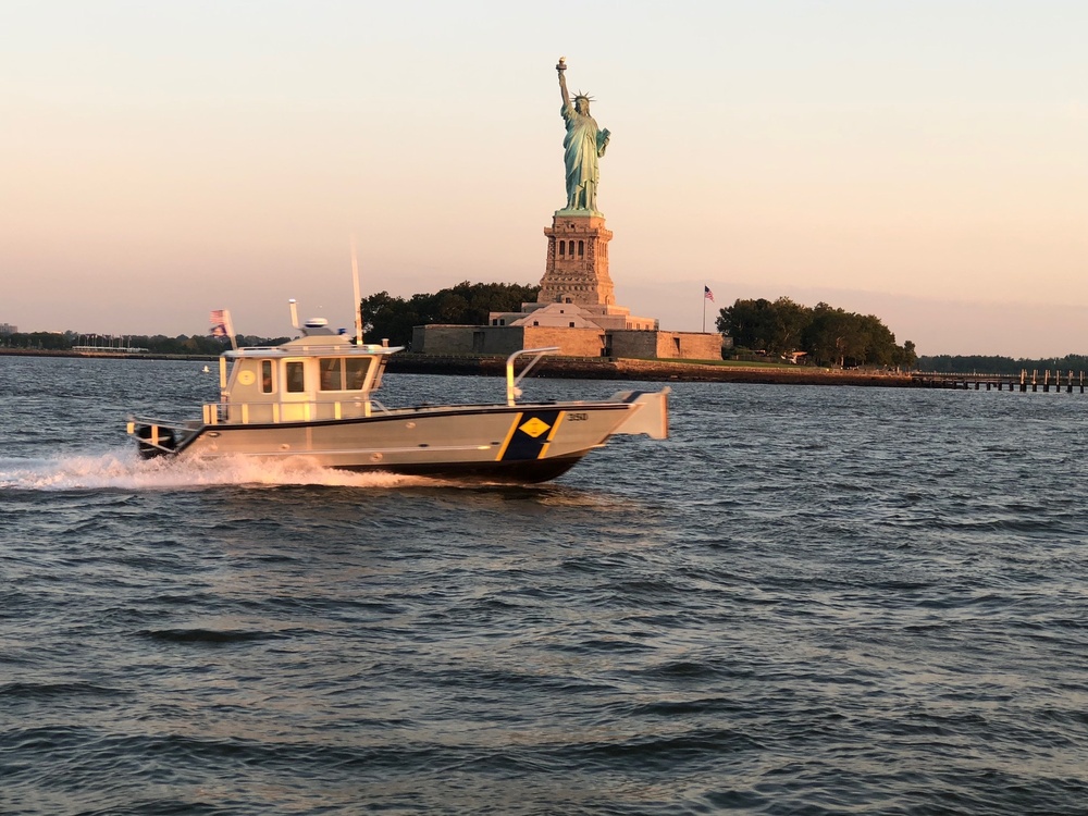 Naval Militia tests new boat