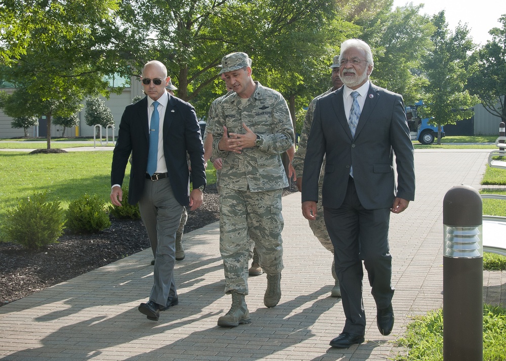 Assistant Secretary of the Air Force for Manpower and Reserve Affairs visits ANGRC