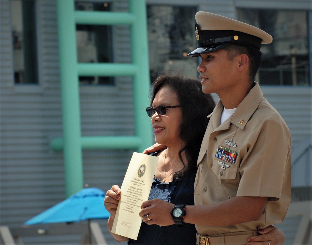 Re-enlistment aboard the USS Wisconsin (BB-64)