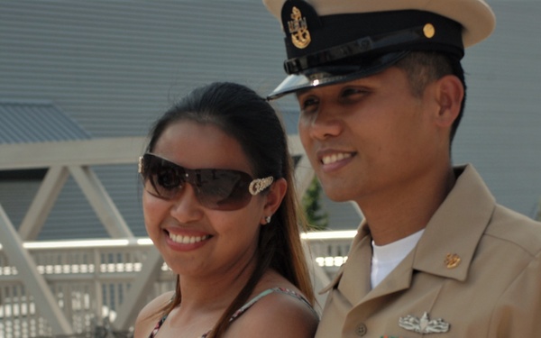Re-enlistment aboard the USS Wisconsin (BB-64)