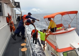 Coast Guard, Hawaii County conduct Search and Rescue Exercise