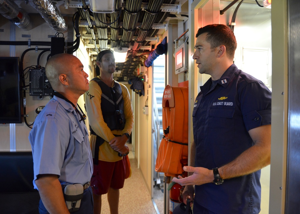 Coast Guard, Hawaii County hold Search and Rescue Exercise