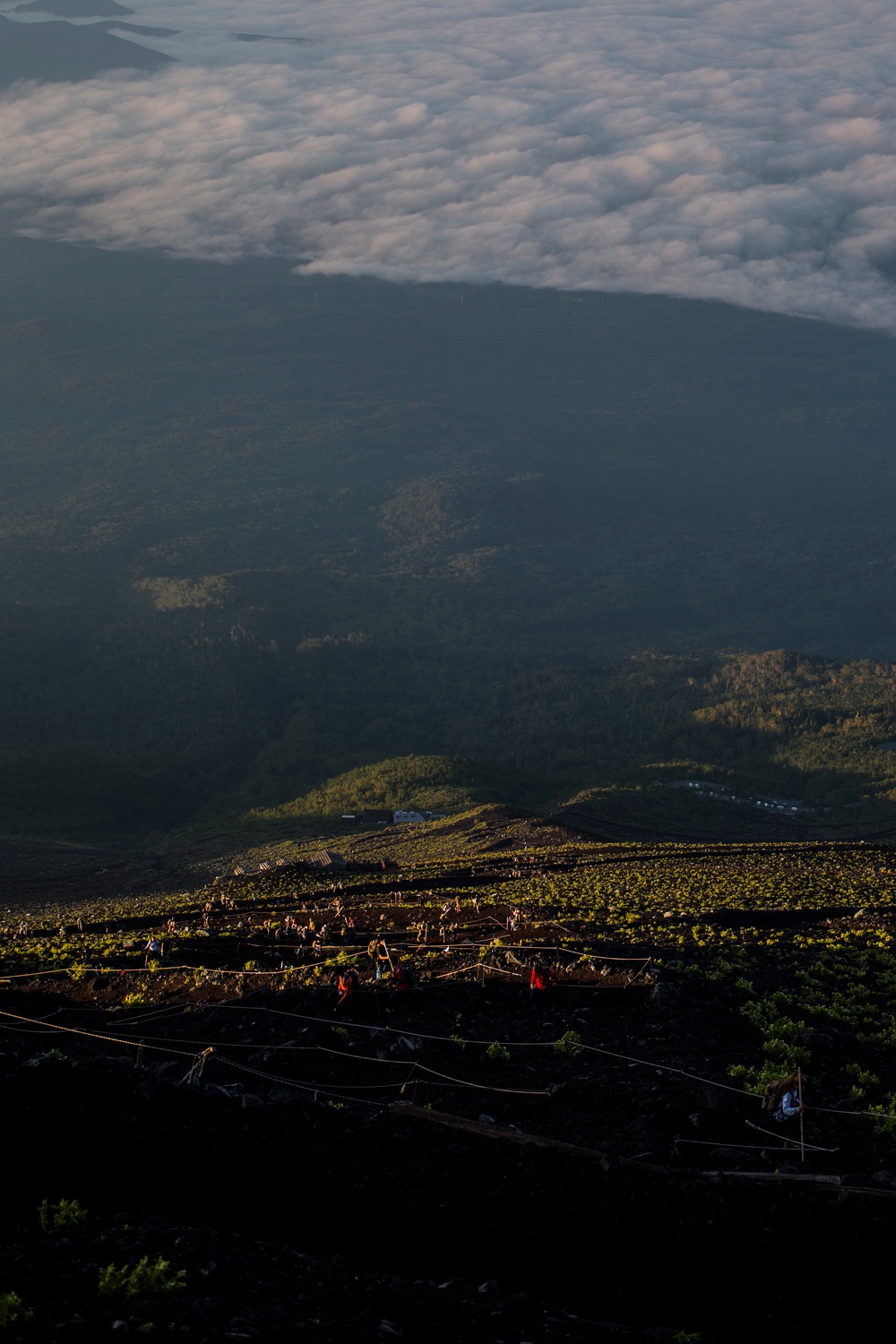 US Marines climb Mount Fuji