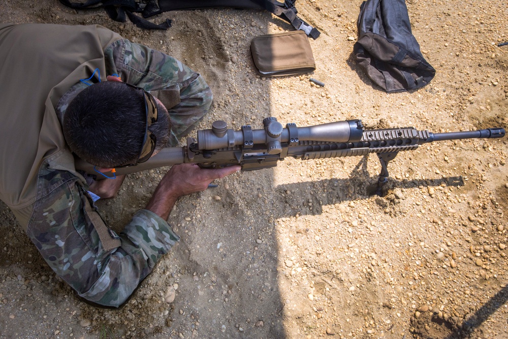 New Jersey Guard and Albanian snipers train together