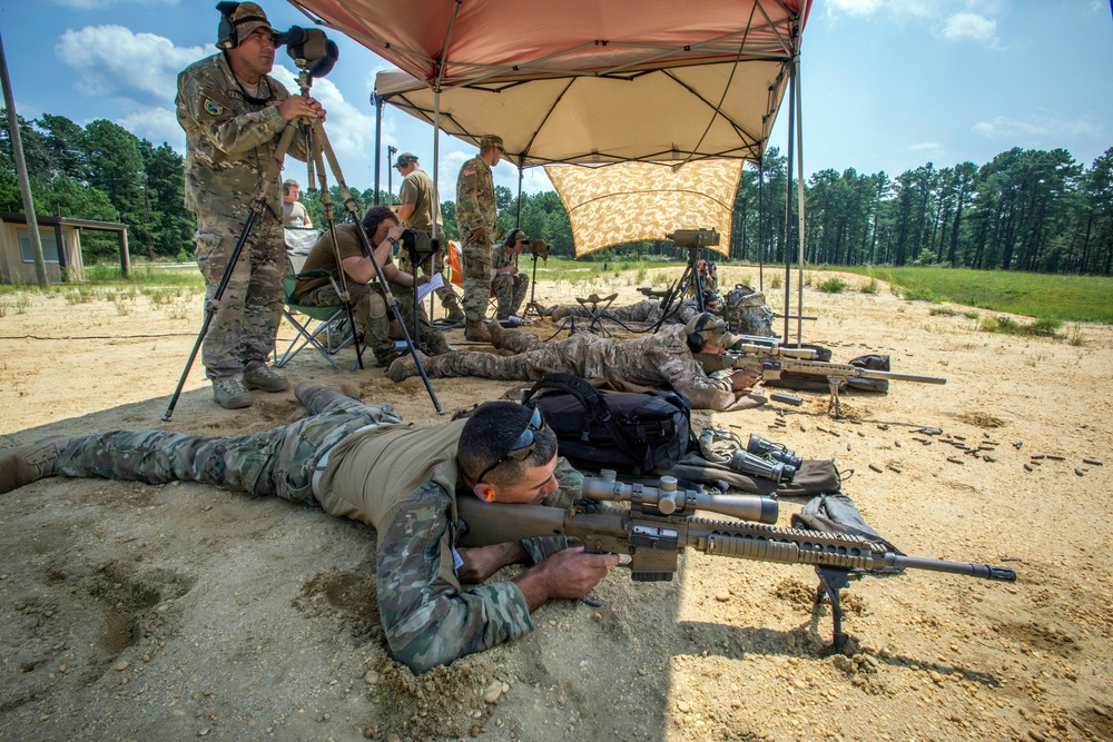 New Jersey Guard and Albanian snipers train together