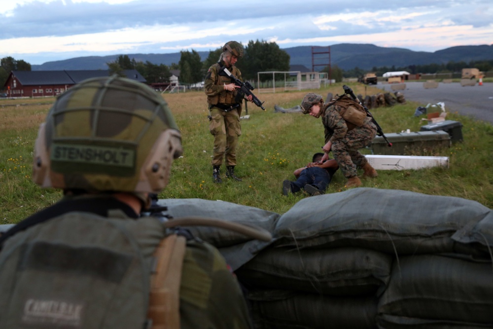 U.S. Marines conduct control point training with British Royal Marines and Norwegian Soldiers in Norway
