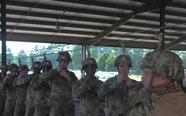 2-505 PIR Paratroopers Train to Conduct Joint Forcible Entry