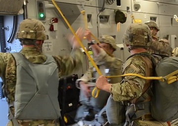 2-505 PIR Paratroopers Train to Conduct Joint Forcible Entry