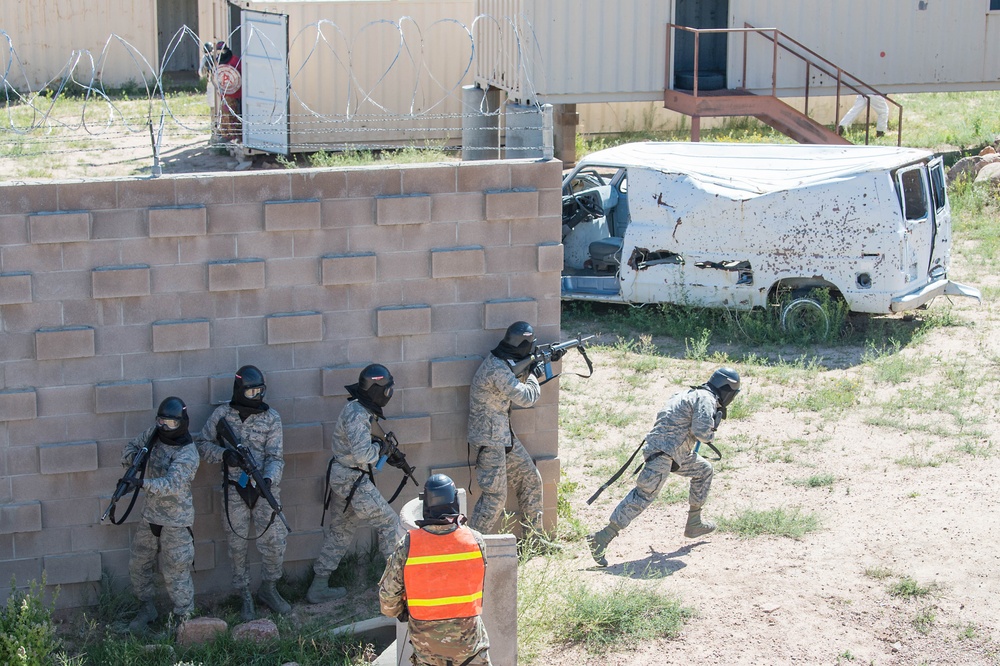 Superintendent visits cadets in Jack's Valley
