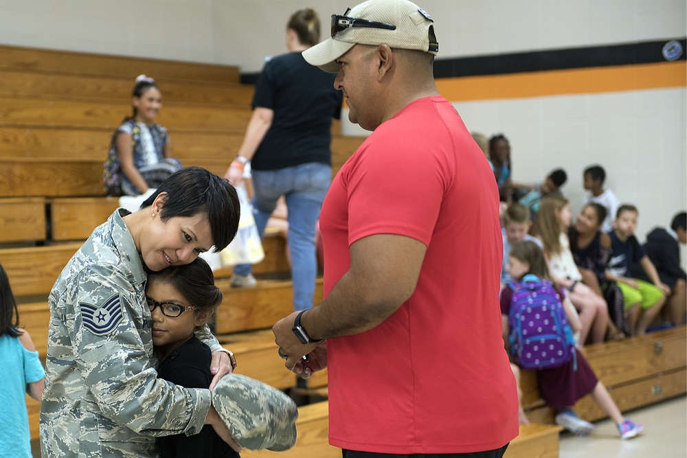 Whiteman Elementary launches fun-filled first day of school