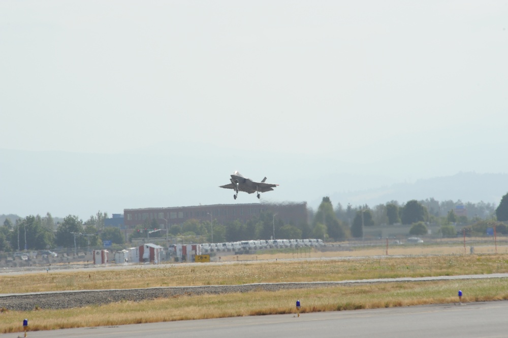 F-35 Lightnings Arrive at Portland Air National Guard Base