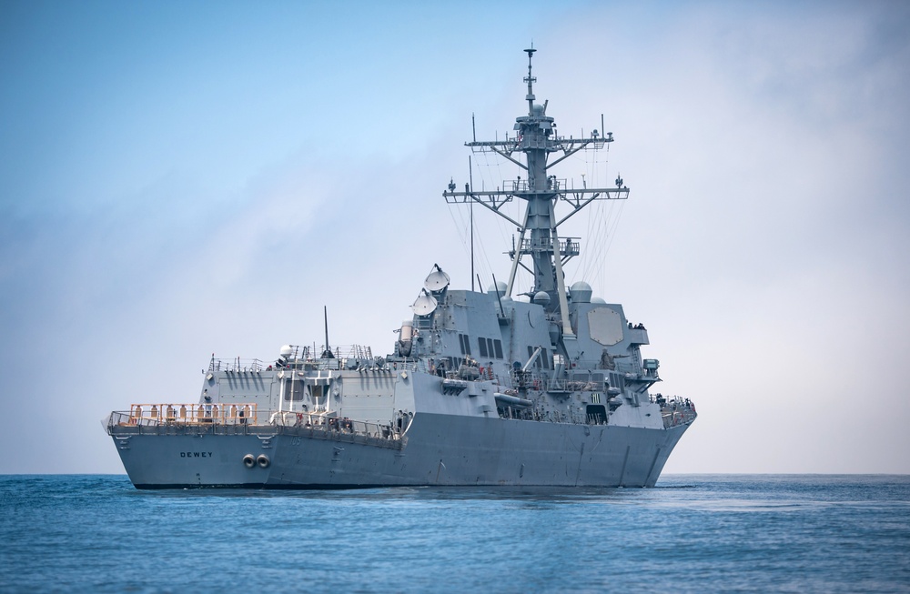 USS Dewey Underway