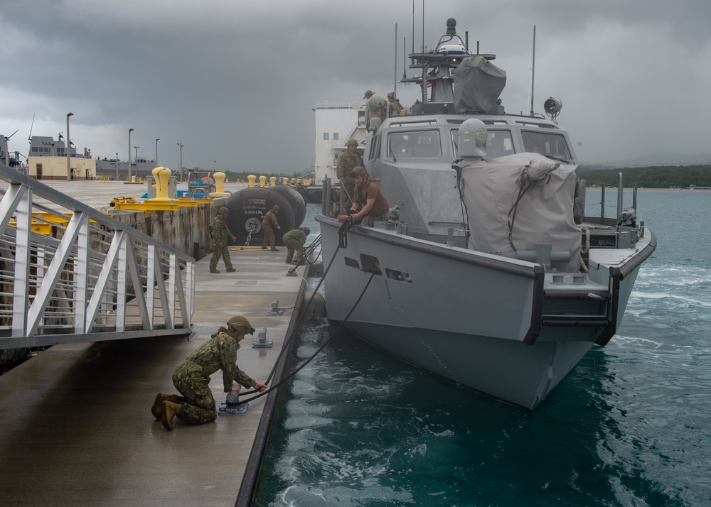 Coastal Riverine Squadron 3 Conducts Mark VI Boat Training In Support Of Coastal Riverine Group 1