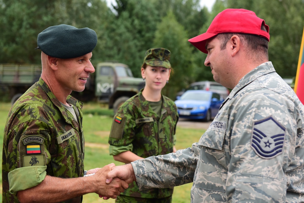 Lithuanian major thanks PANG Airman