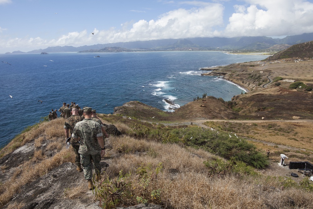 MARFORPAC historical brief and tour abaord MCBH