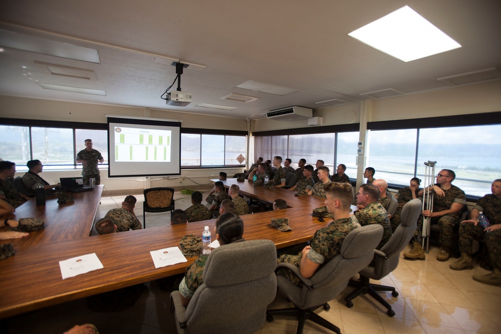 MARFORPAC historical brief and tour abaord MCBH