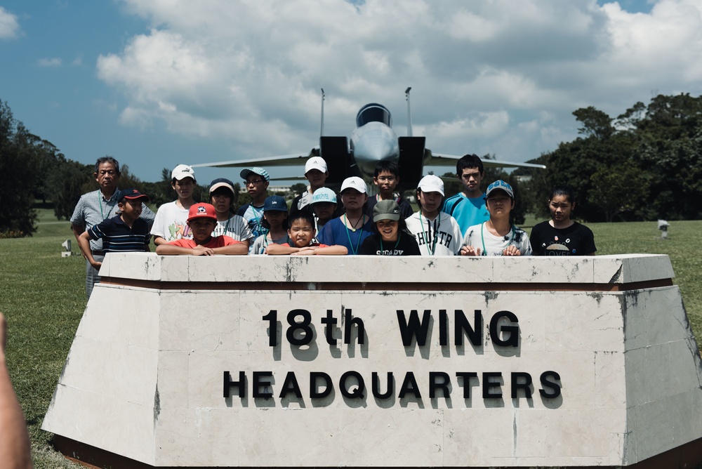 Okinawa and Nagano Prefecture Students visit Kadena