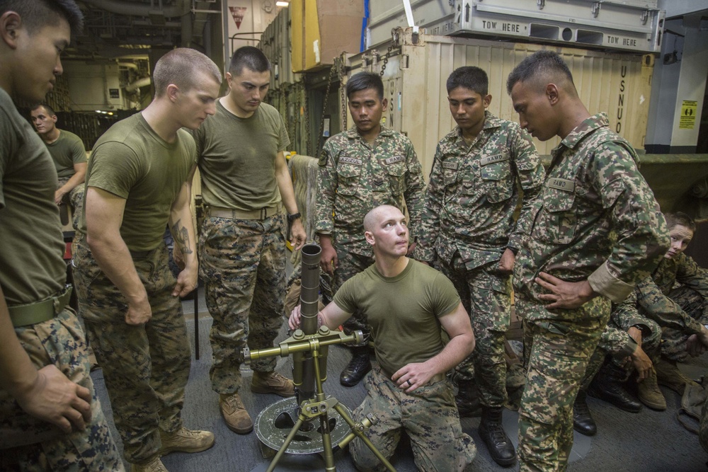 Malaysian Forces Train with U.S. Marines aboard USS Essex