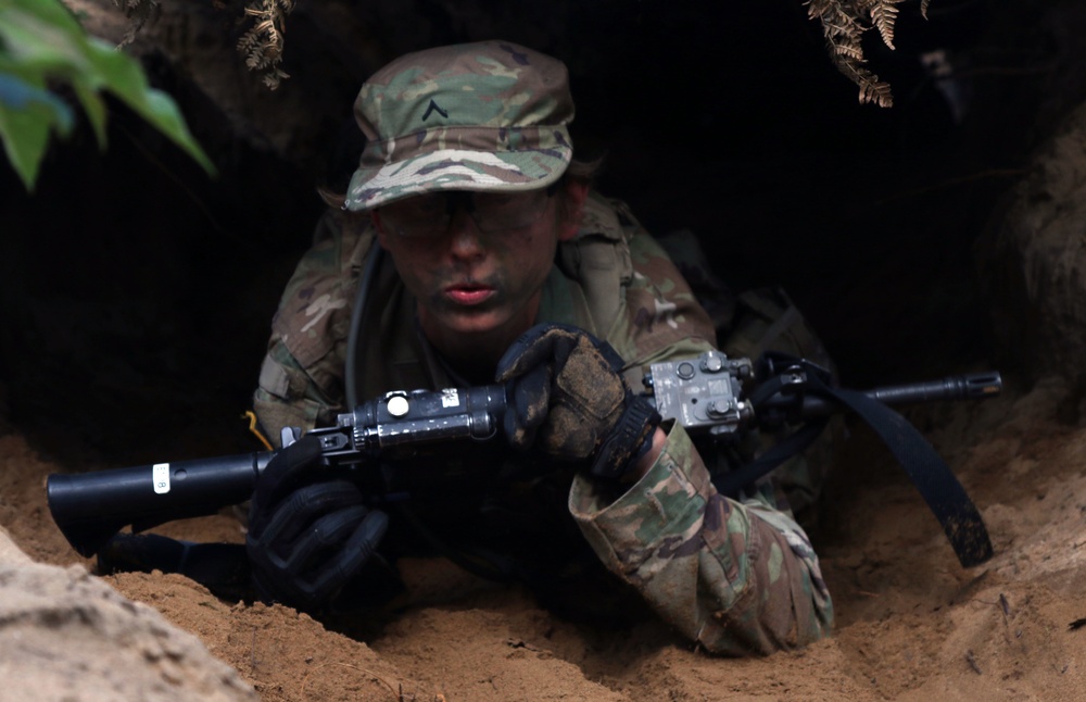 BPTA Soldiers build teamwork, earn silver spurs