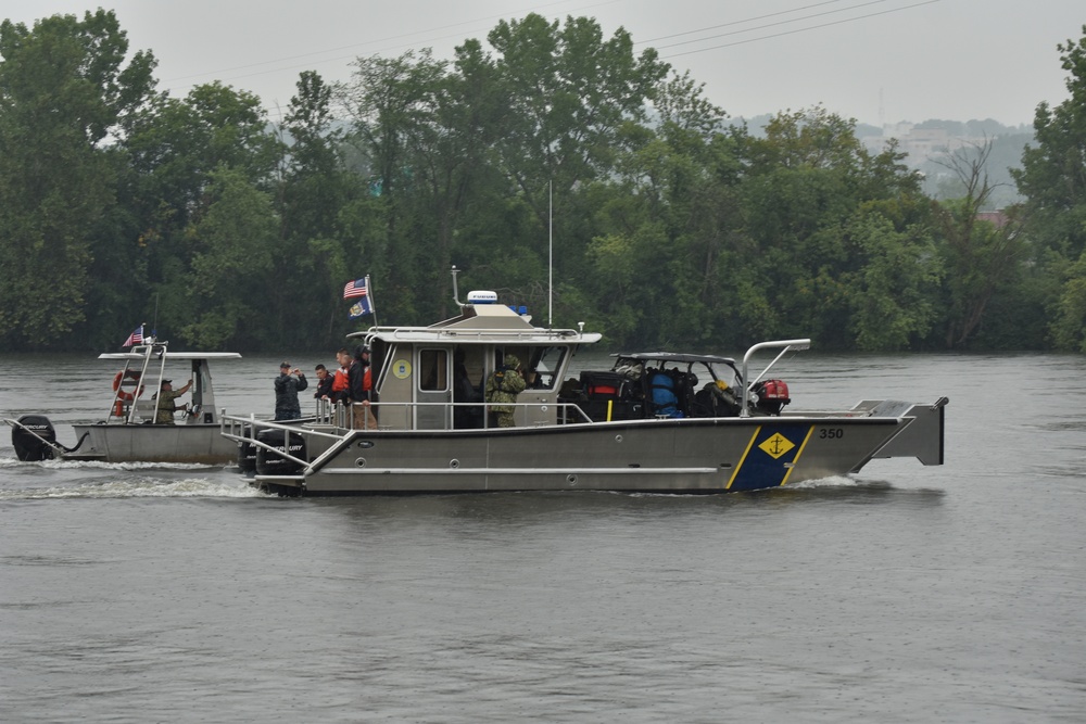 2nd Civil Support Team Conduct Joint Training with the Naval Militia