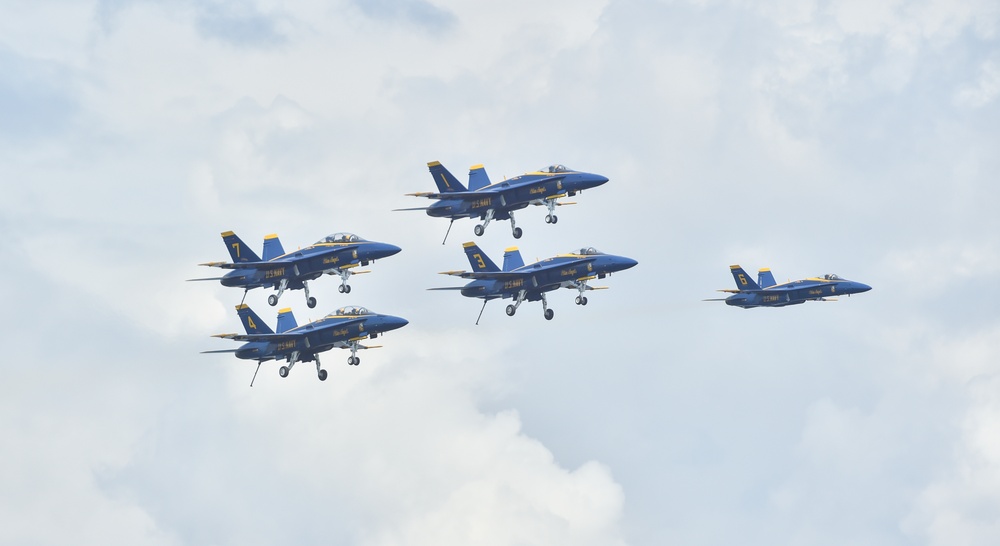 Blue Angels Perform at Seafair 2018