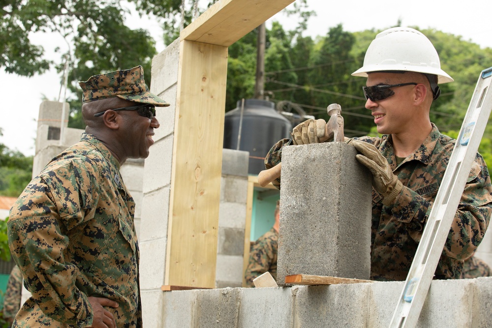 CMC, SMMC visit SPMAGTF-SC working sites