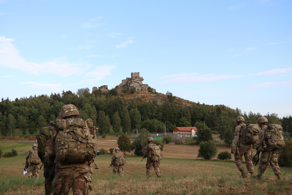 Spur ride celebrates cavalry traditions beneath castle ruins