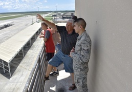 F-106 pilot downed in 1975 returns to Tyndall