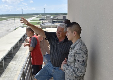 F-106 pilot downed in 1975 returns to Tyndall