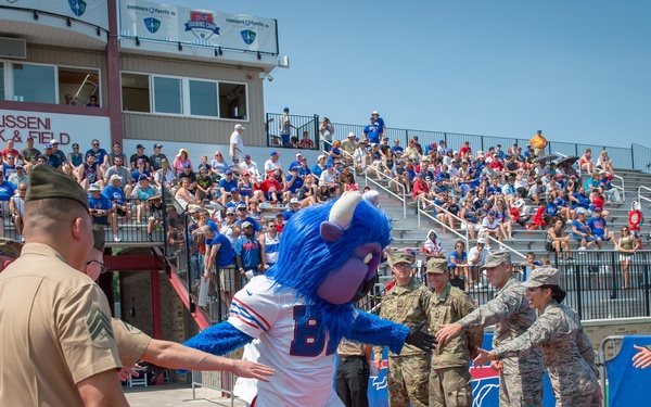 NFL Honors N.Y. State Military Members