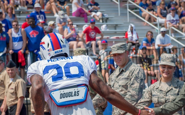 NFL Honors N.Y. State Military Members