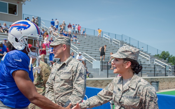 NFL Honors N.Y. State Military Members