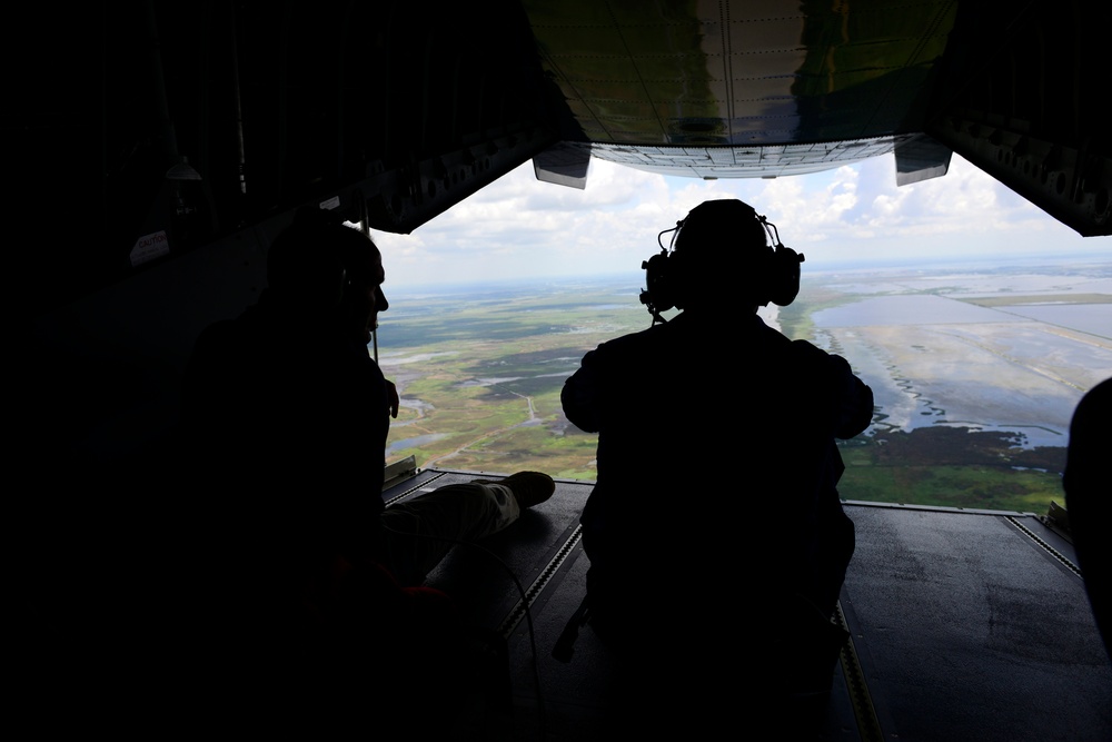 Coast Guard, USACE monitor construction on Calcasieu Lock