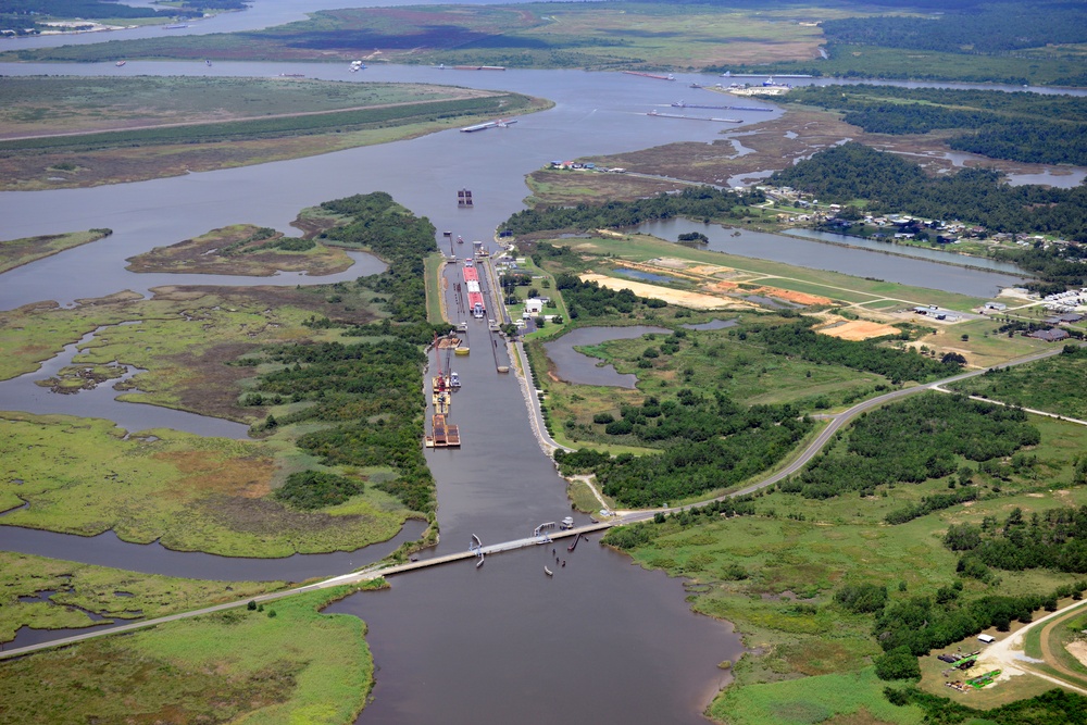 Coast Guard, USACE monitor construction on Calcasieu Lock