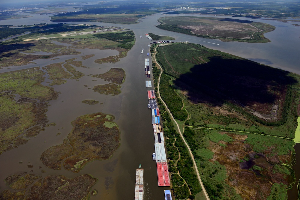 Coast Guard, USACE monitor construction on Calcasieu Lock