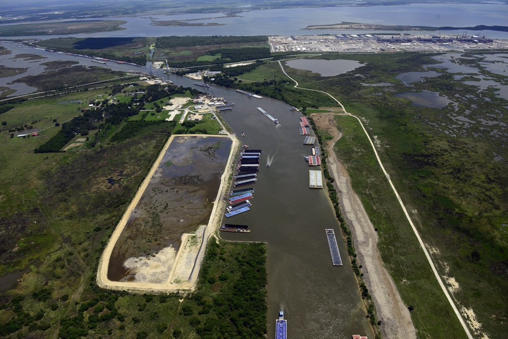 Coast Guard, USACE monitor construction on Calcasieu Lock