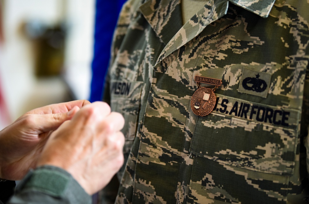 Crew chief awarded President’s Hundred tab after shooting perfect score