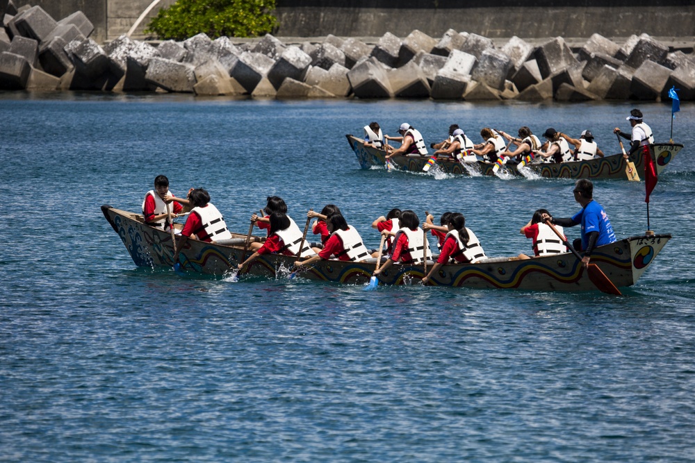 Local and US communities participate in Ginowan Dragon Boat Race