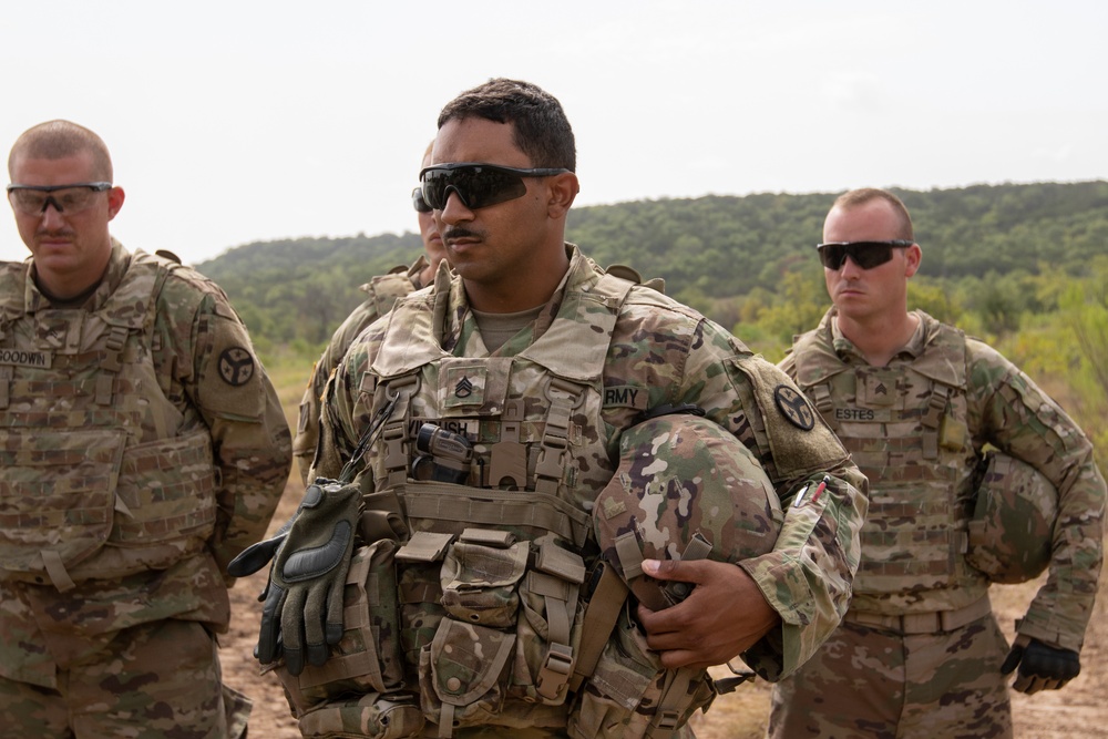 Tenn. State CSM Gentry visits Task Force Raider