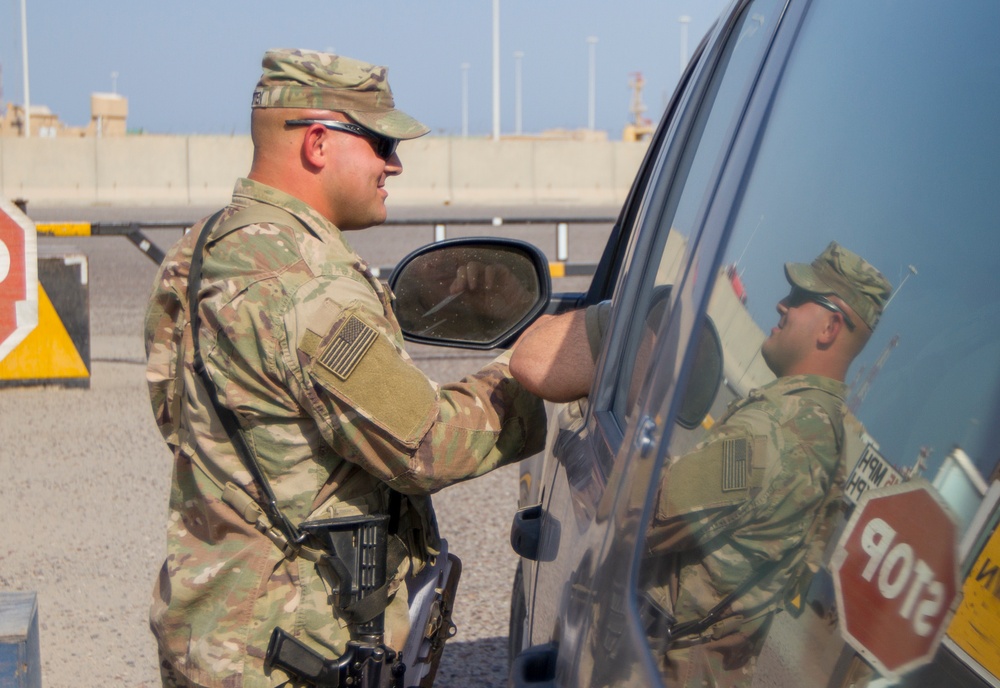 150 EN Conducts Entry Control Point Operations at Camp Patriot